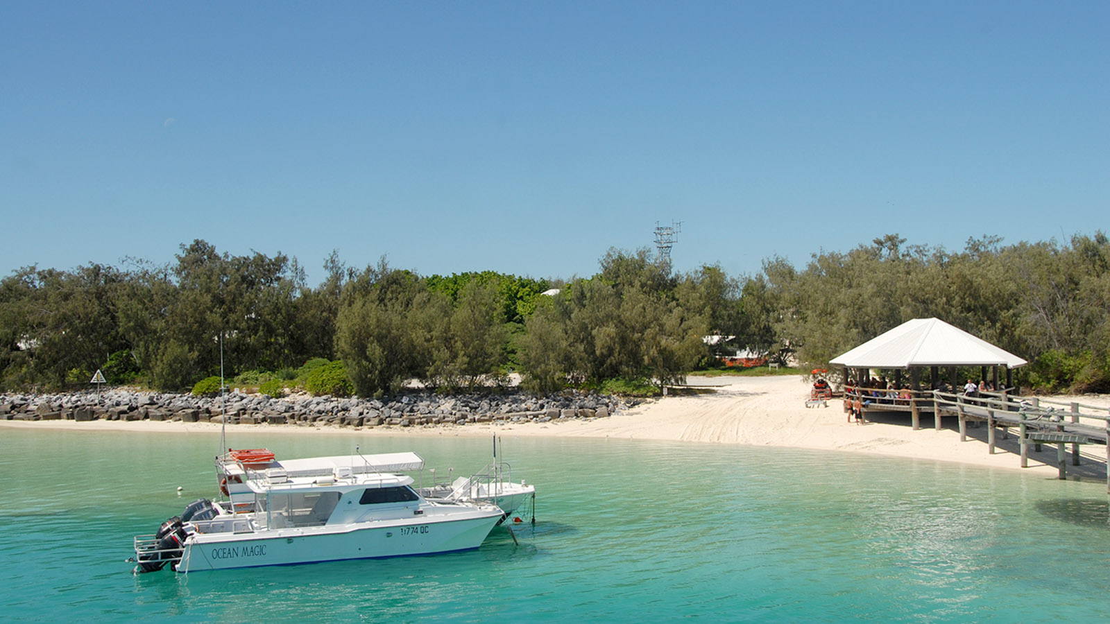 Das Resort von Heron Island besitzt eine eigene Pier für die Shuttleboote. Foto: Hilke Maunder