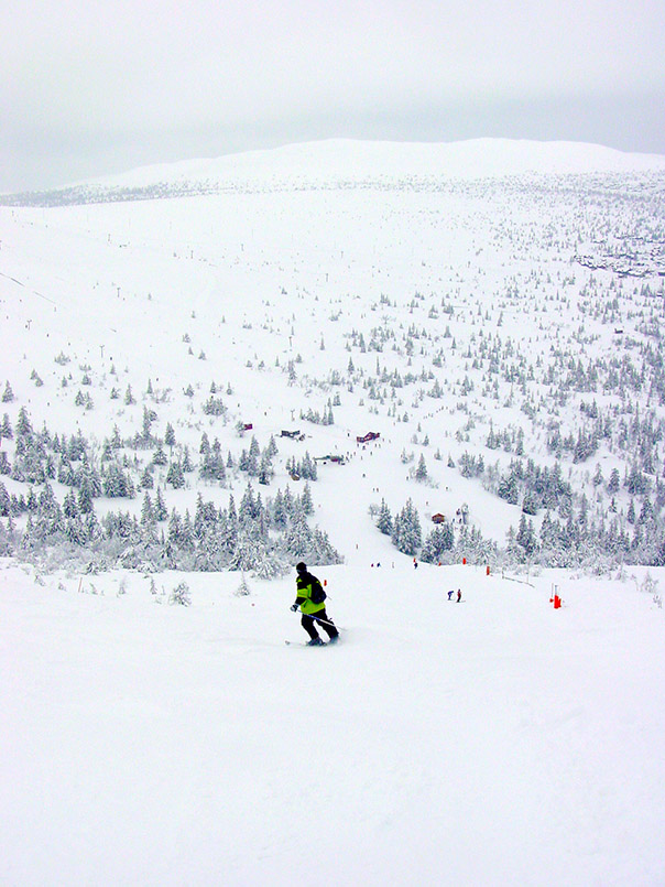Trysil: Abfahrt zum Skizentrum Fageråsen.