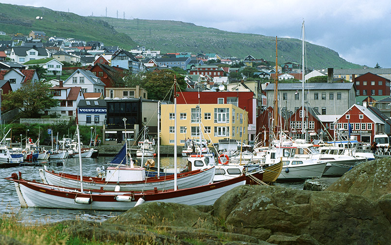 DK/Färöer/Streymoy: Torshavn, Westhafen